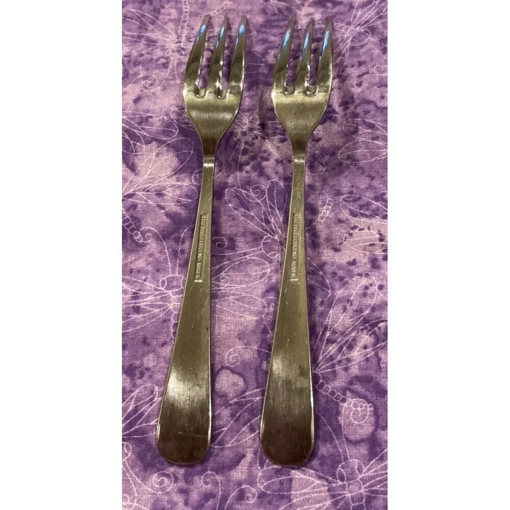 The Main‎ Course MNF3 Salad Forks Fork Korea Stainless Flatware Set of 2 Vintage